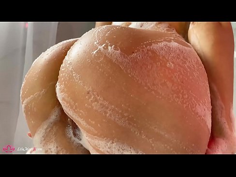 ❤️ Brunette Anapiga Pussy kwa Pussy kwa Vibrator hadi Orgasm kali katika Shower kwetu ❤